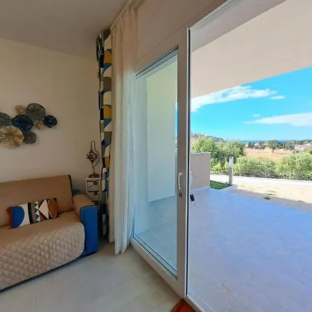 Apartmán Splendido Con Piscina E Vista Mare *